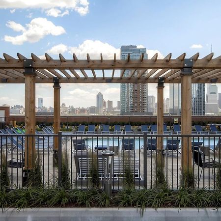 Global Luxury Suites At Newport Jersey City Eksteriør bilde