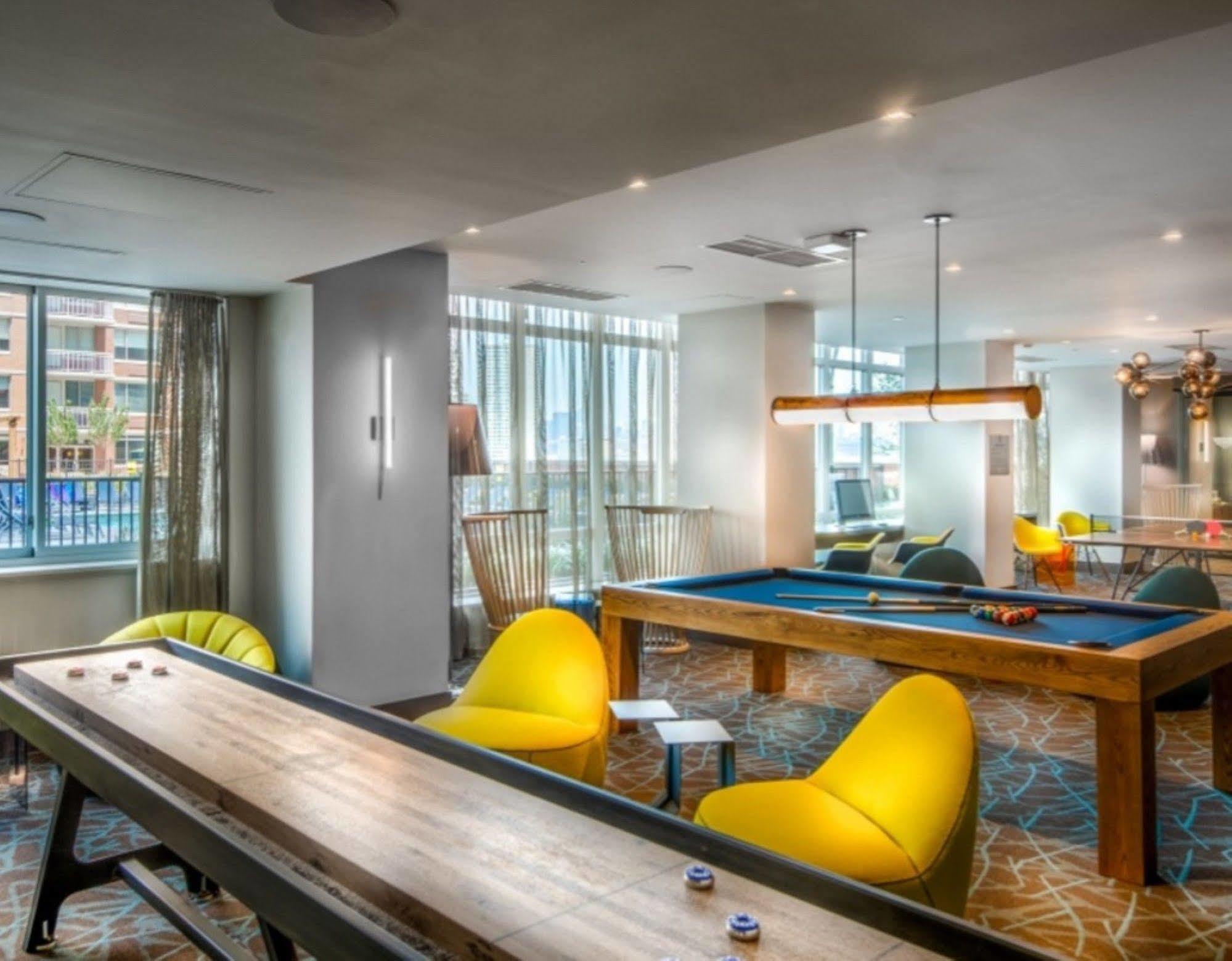 Global Luxury Suites At Newport Jersey City Eksteriør bilde